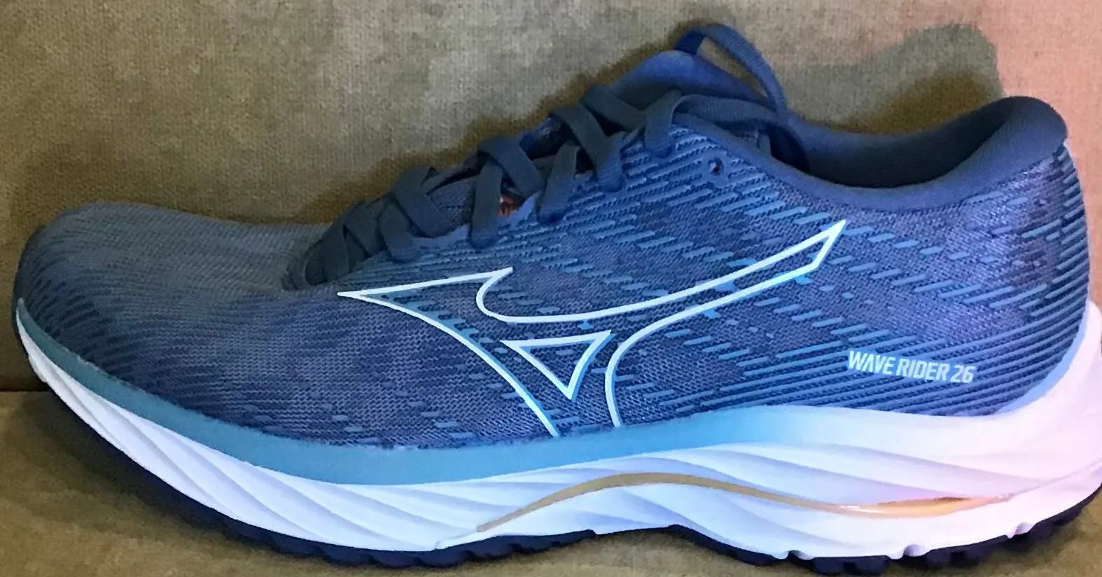 Mizuno Women's Wave Rider 26