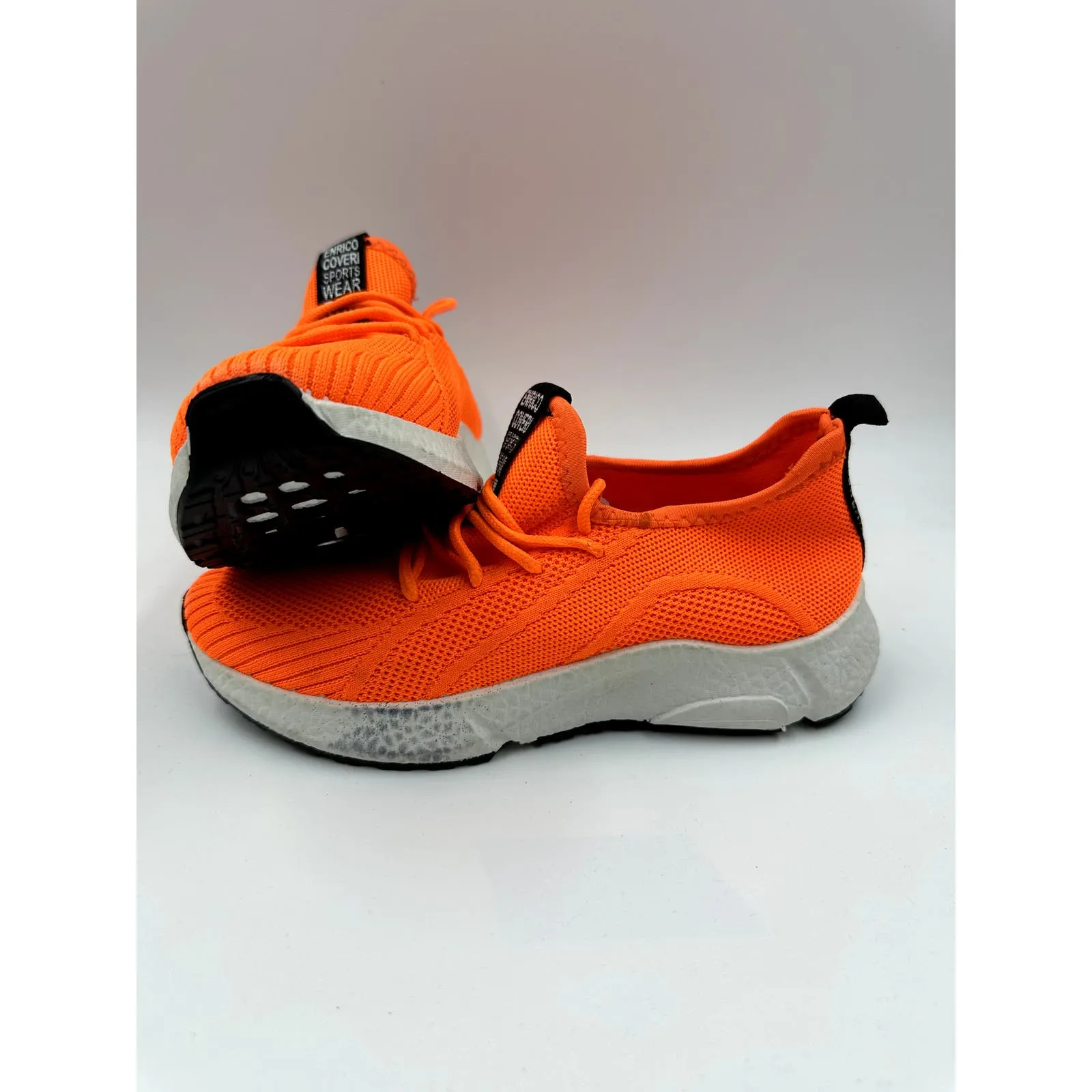 Women's Size 6.5, Bright Orange Sneaker with Foam Sole for Ultimate Comfort